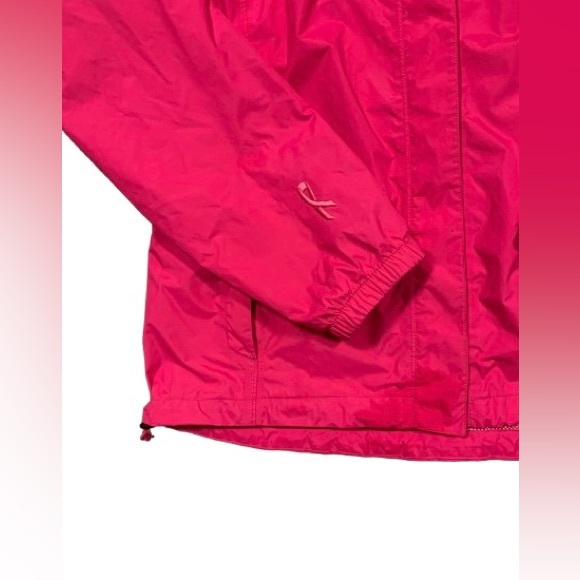 THE NORThFACE Bright pink water proof jacket - Picture 4 of 5